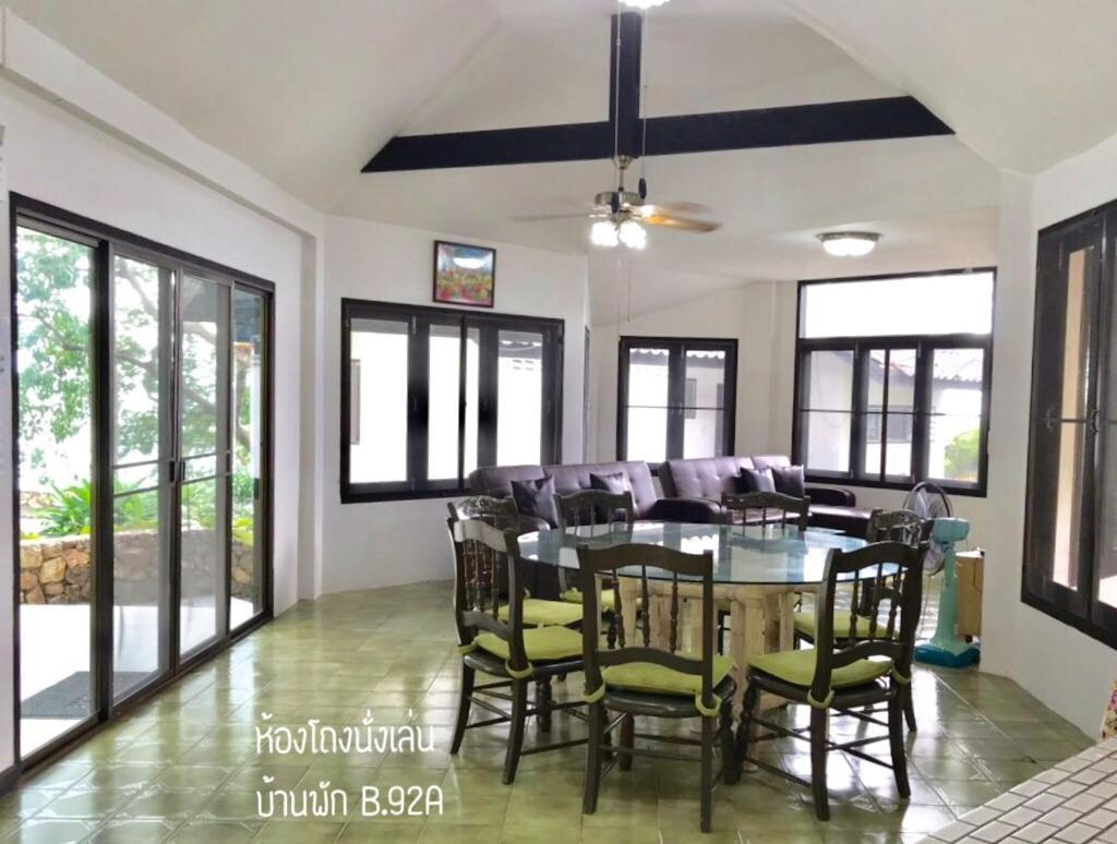 Baan Rug Nam Sai Villa Klaeng Luaran gambar