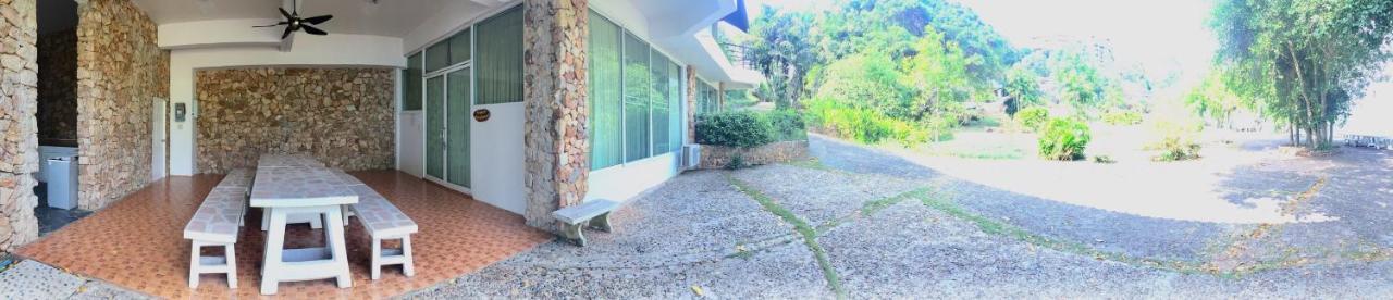 Baan Rug Nam Sai Villa Klaeng Luaran gambar