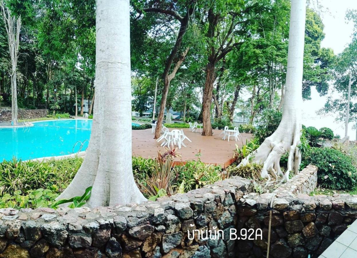Baan Rug Nam Sai Villa Klaeng Luaran gambar