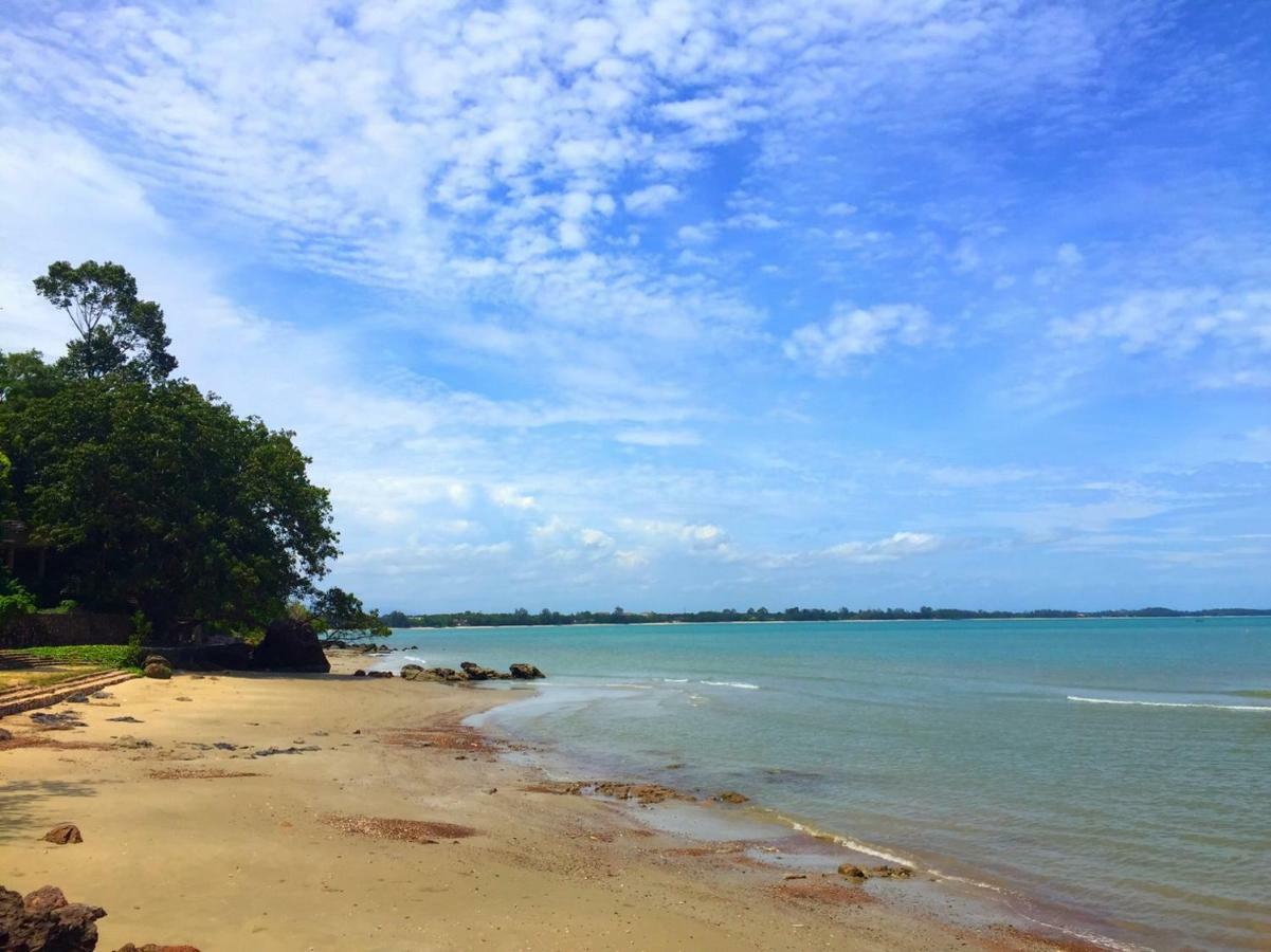 Baan Rug Nam Sai Villa Klaeng Luaran gambar