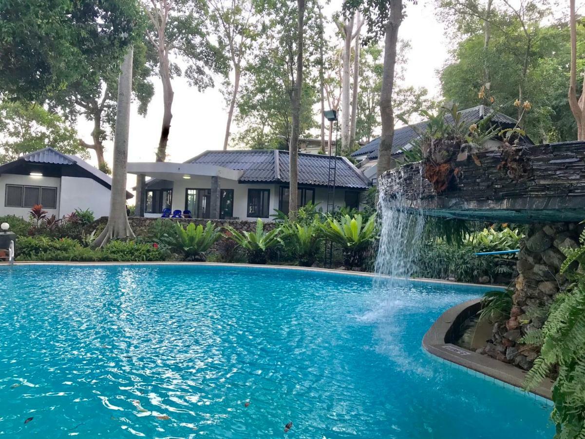 Baan Rug Nam Sai Villa Klaeng Luaran gambar