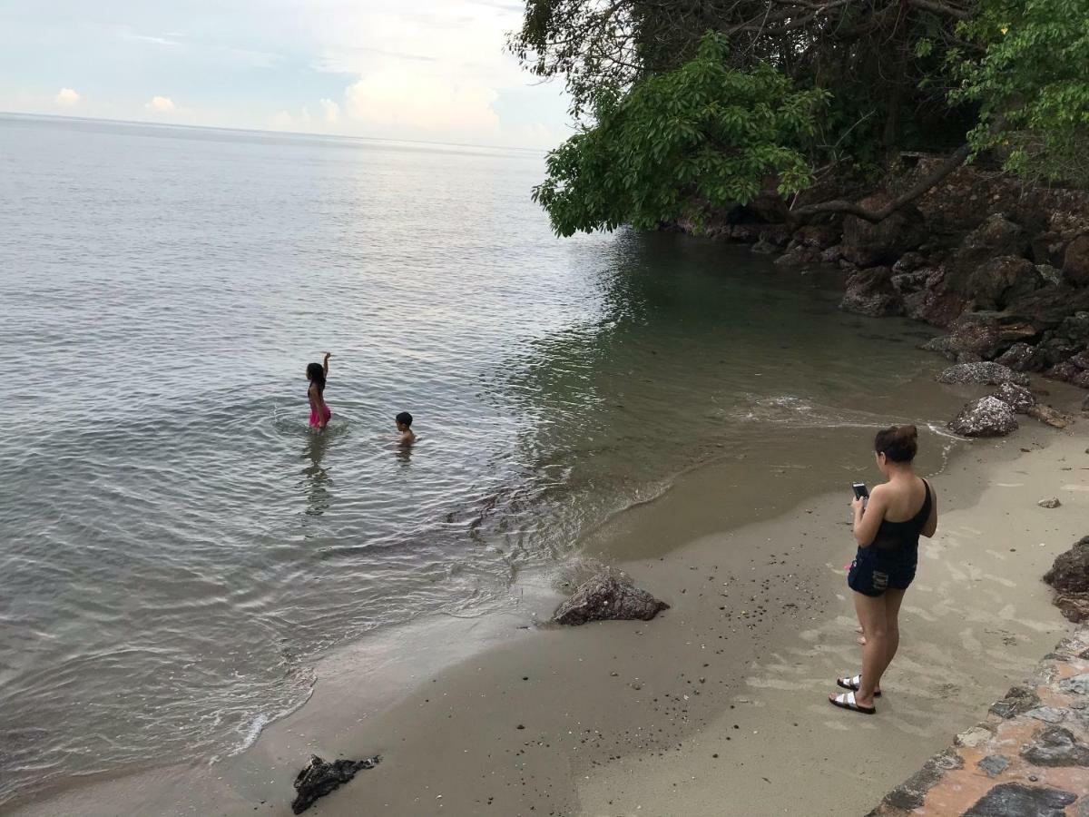 Baan Rug Nam Sai Villa Klaeng Luaran gambar